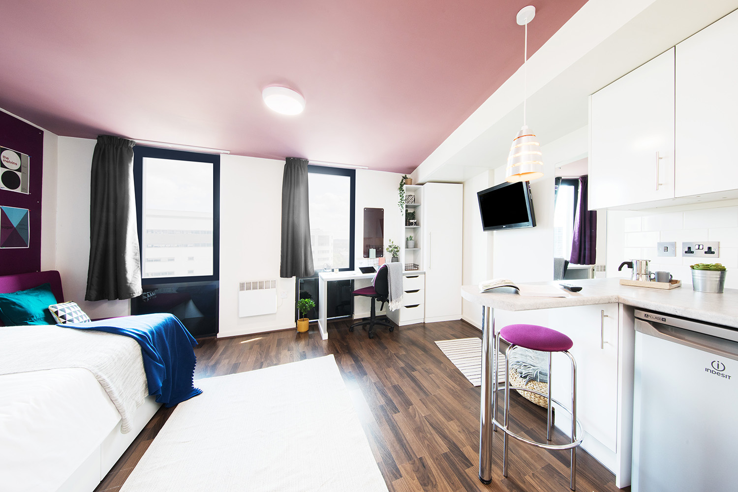 Student Newcastle at Wellington St Plaza Unite Students